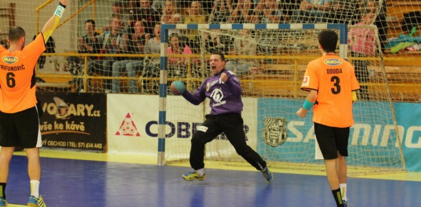 zubri_karvina_4430